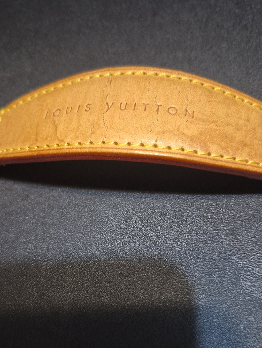 Louis Vuitton Tan Leather Strap with Gold Hardware - Picture 13 of 16